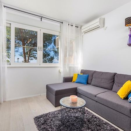 Sunny Studio Apartment With Balcony Fiume Kültér fotó